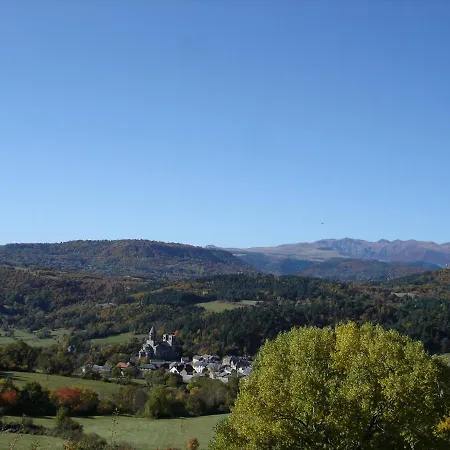 L Oustalou Coquelicot Nectaire De Charme En Auvergne Apartment